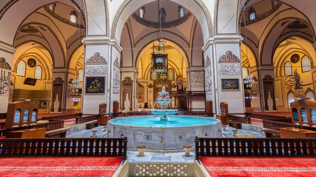 Bursa Gezi Rehberi İskendersiz Olmaz Bursa Ulu Camii
