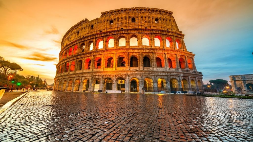 Roma Gezi Rehberi ve Gezilecek Yerler - Colosseum