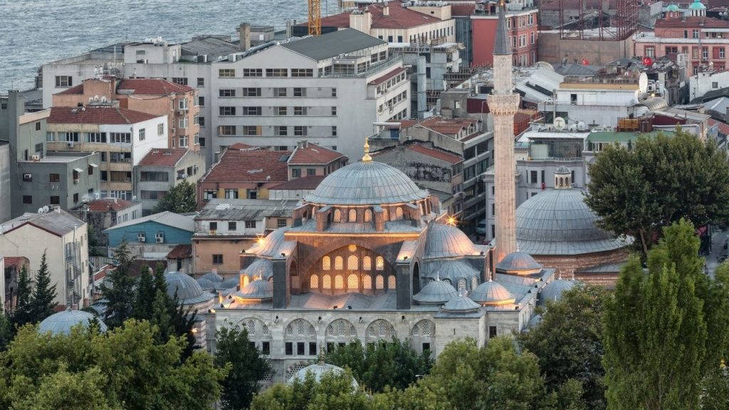 Karakoy Travel Guide - Kilic Ali Pasha Mosque