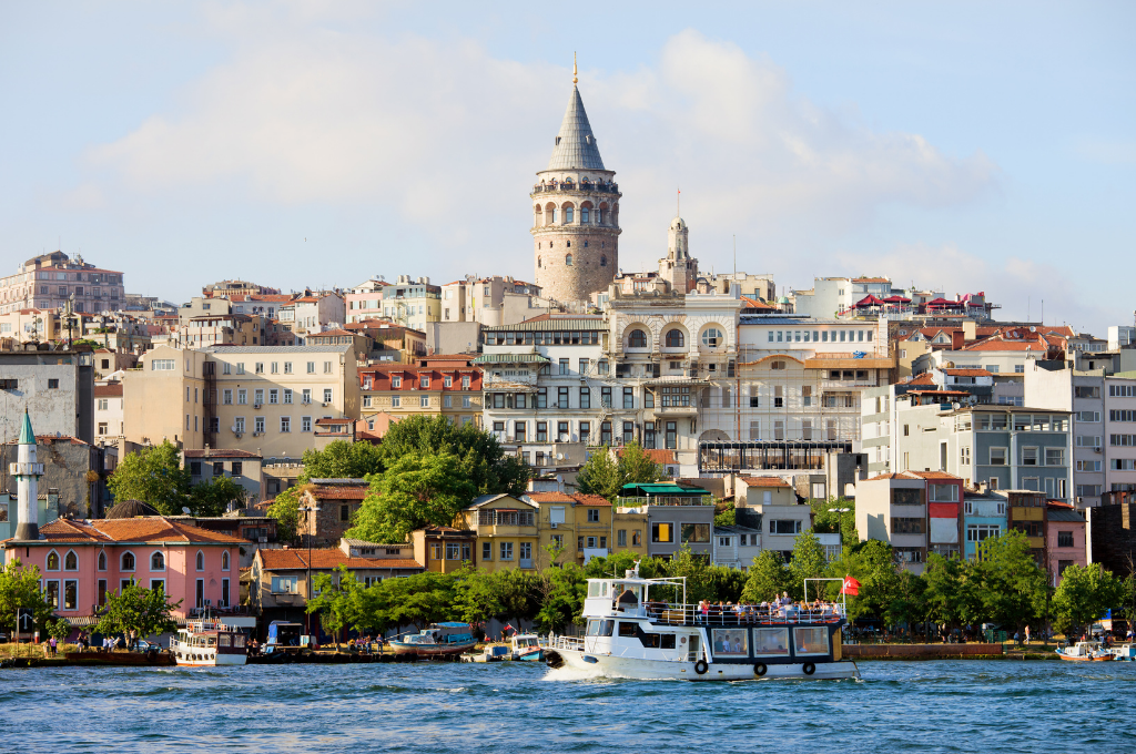 İstanbul’da Mutlaka Görmeniz Gereken 7 Eşsiz Yapı