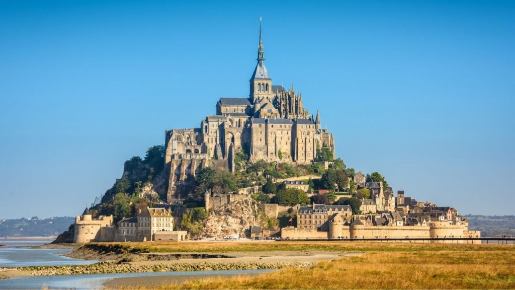 8 Easy Day Trips from Paris That Feel Like Hidden Gems (7)